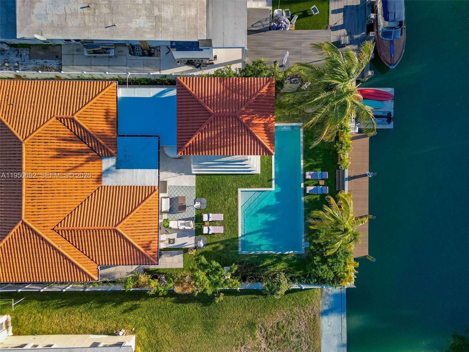 7770 Hawthorne Ave, Miami Beach FL 33141 — 28
