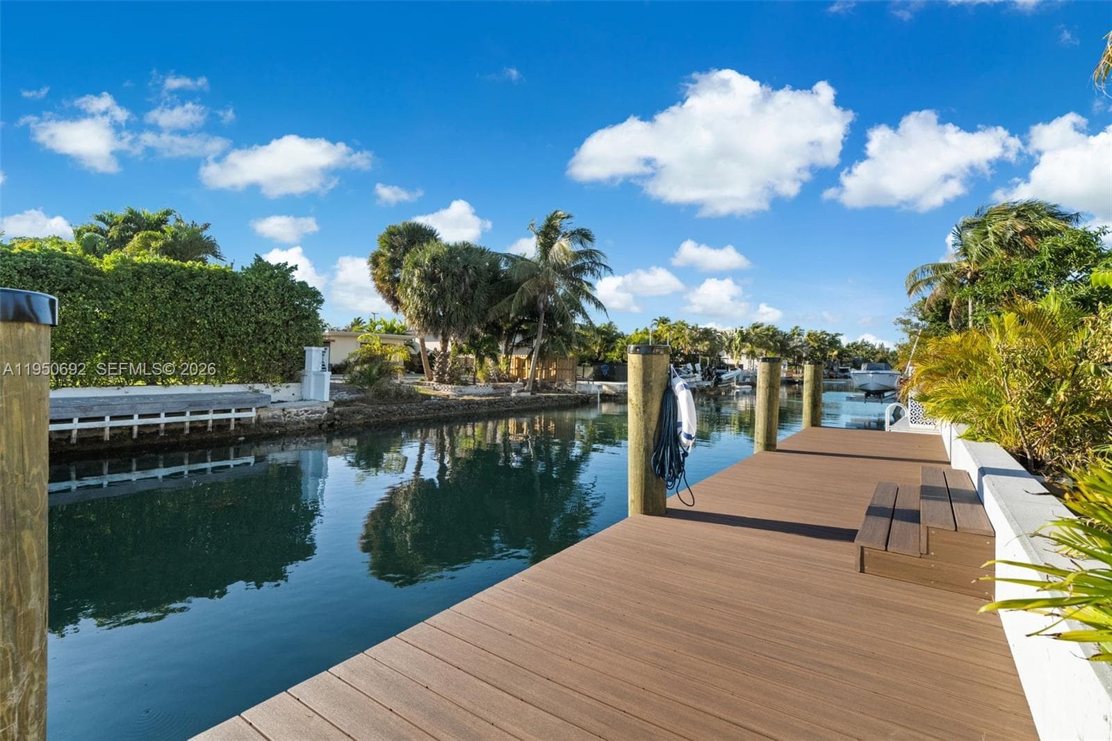 7770 Hawthorne Ave, Miami Beach FL 33141 — 24
