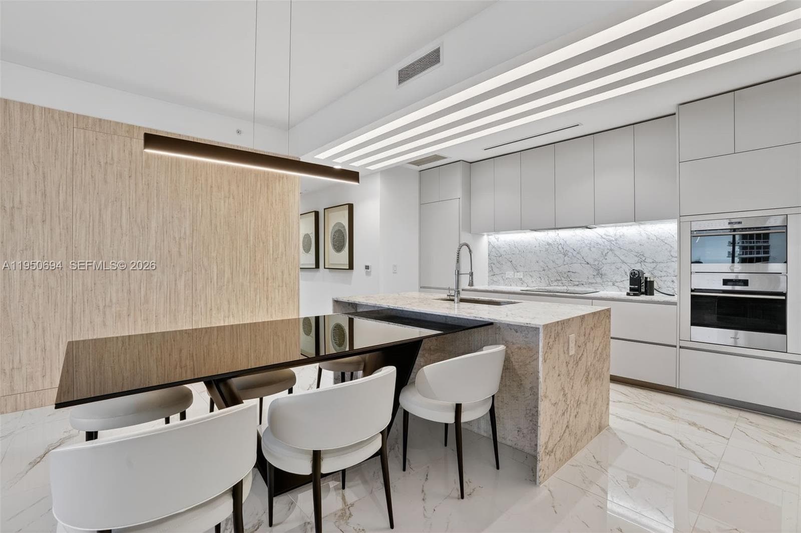 5775 Collins Ave # 405, Miami Beach FL 33140 — 2