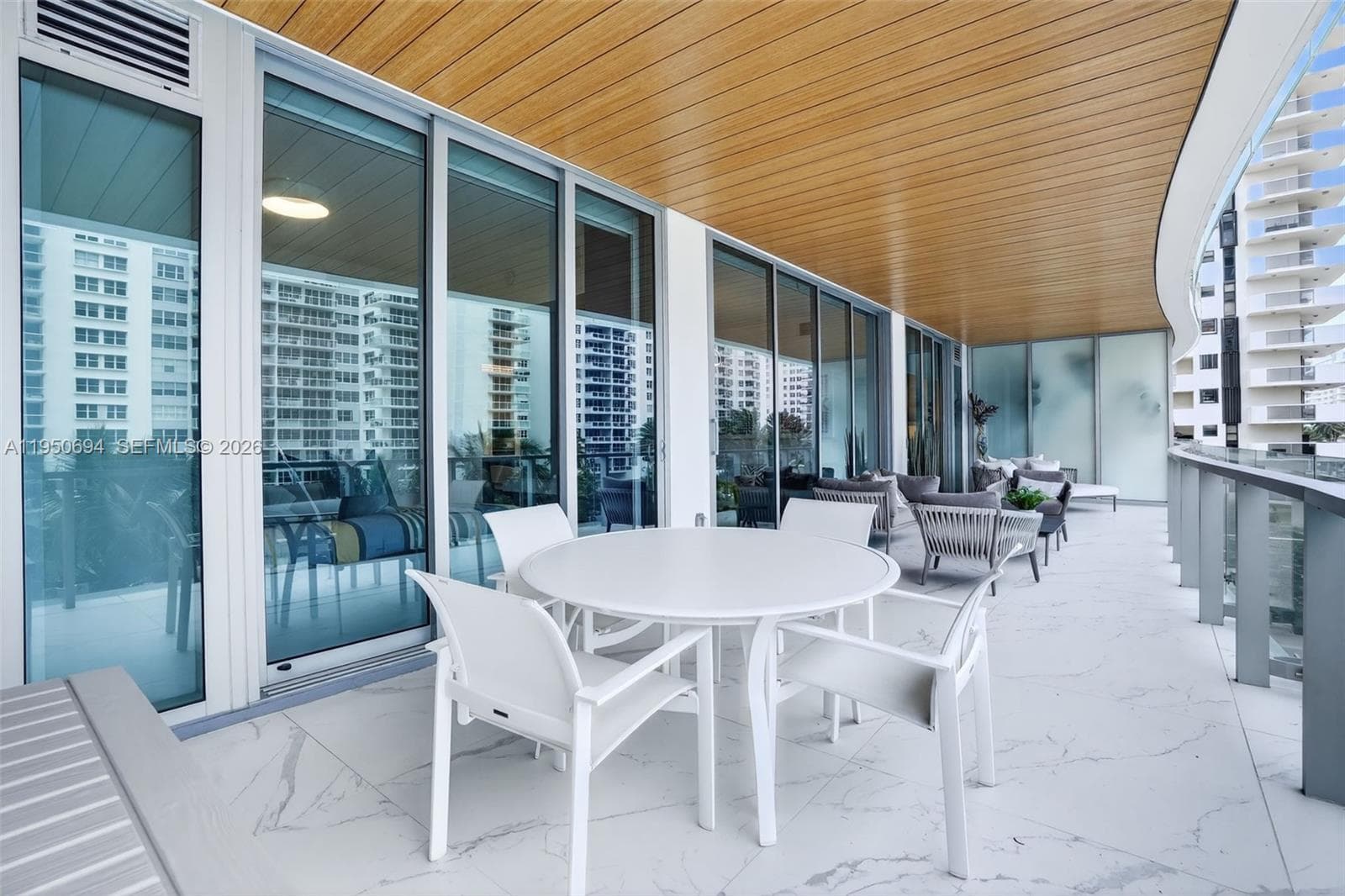5775 Collins Ave # 405, Miami Beach FL 33140 — 18