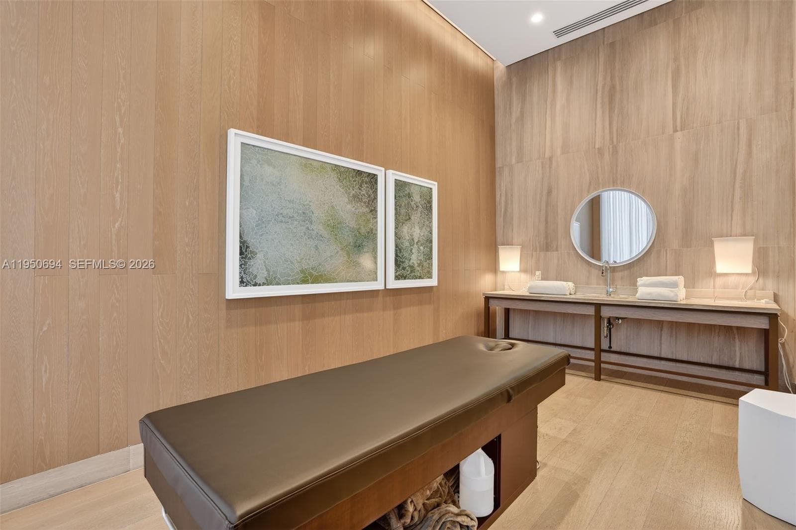 5775 Collins Ave # 405, Miami Beach FL 33140 — 31