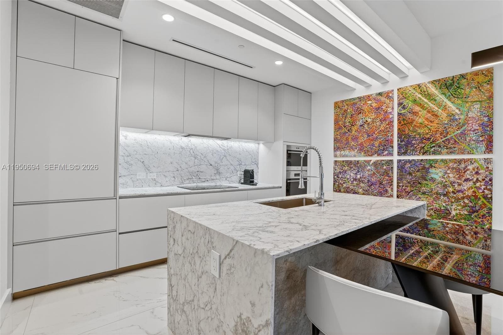5775 Collins Ave # 405, Miami Beach FL 33140 — 8