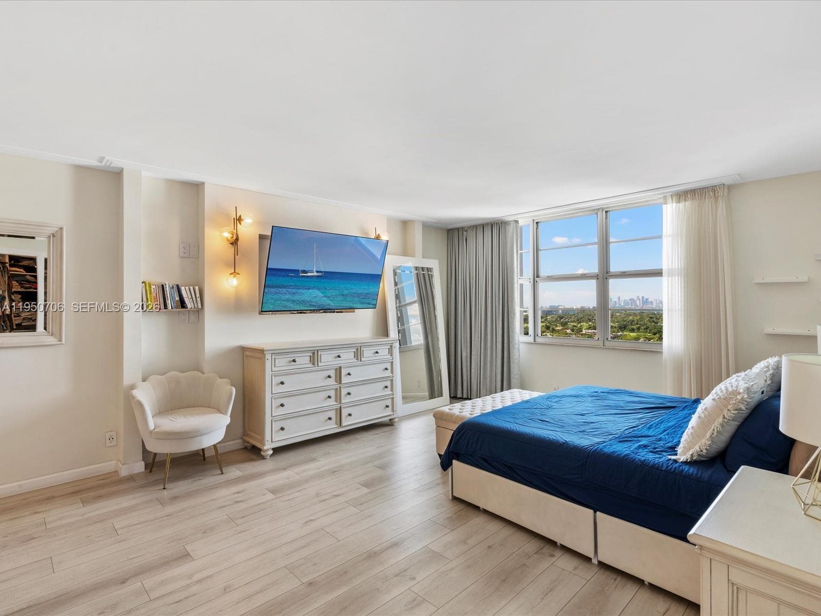 5660 Collins Ave # 18A, Miami Beach FL 33140 — 36