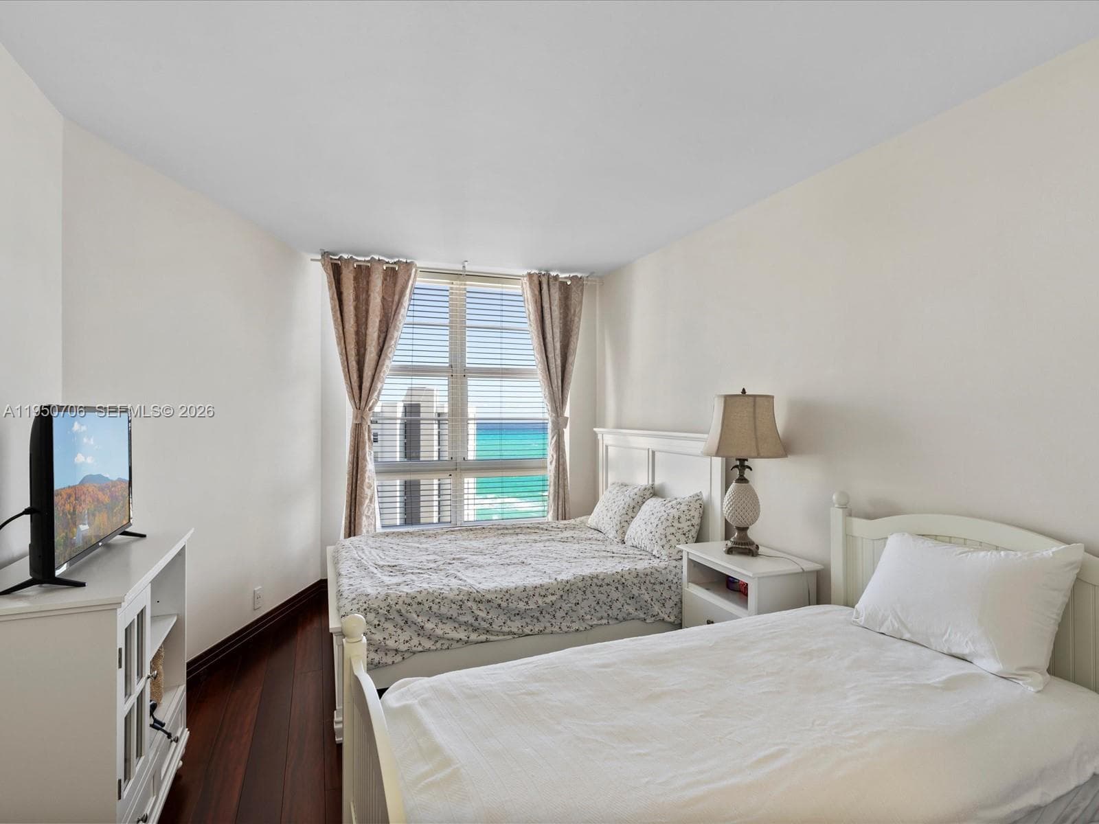 5660 Collins Ave # 18A, Miami Beach FL 33140 — 49