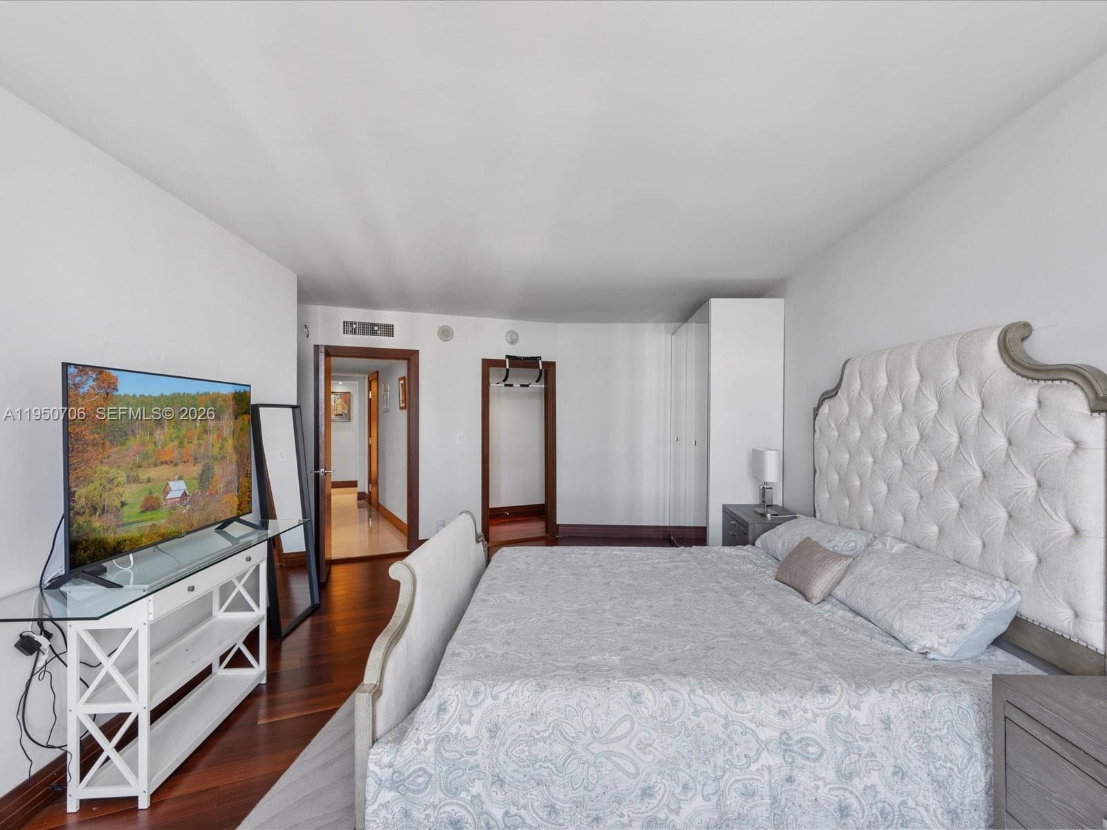 5660 Collins Ave # 18A, Miami Beach FL 33140 — 45