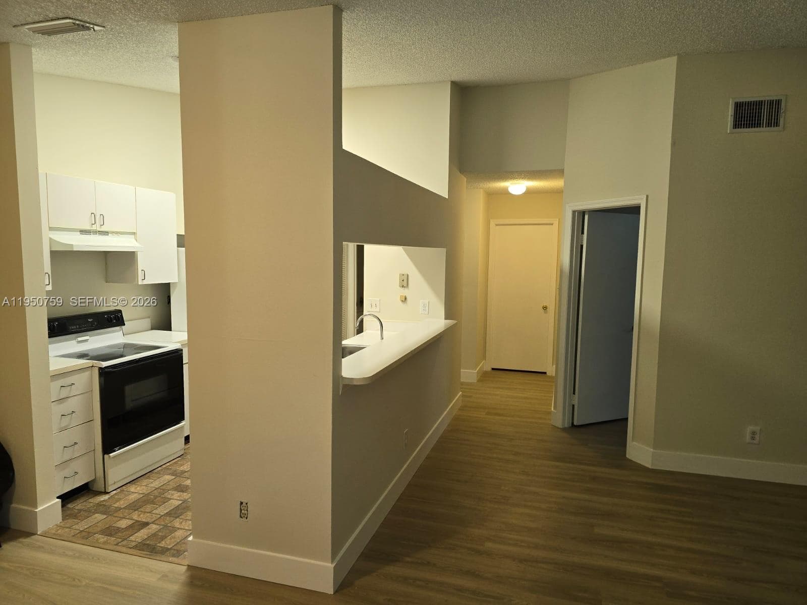Royal Palm Place, Miami, FL — 3