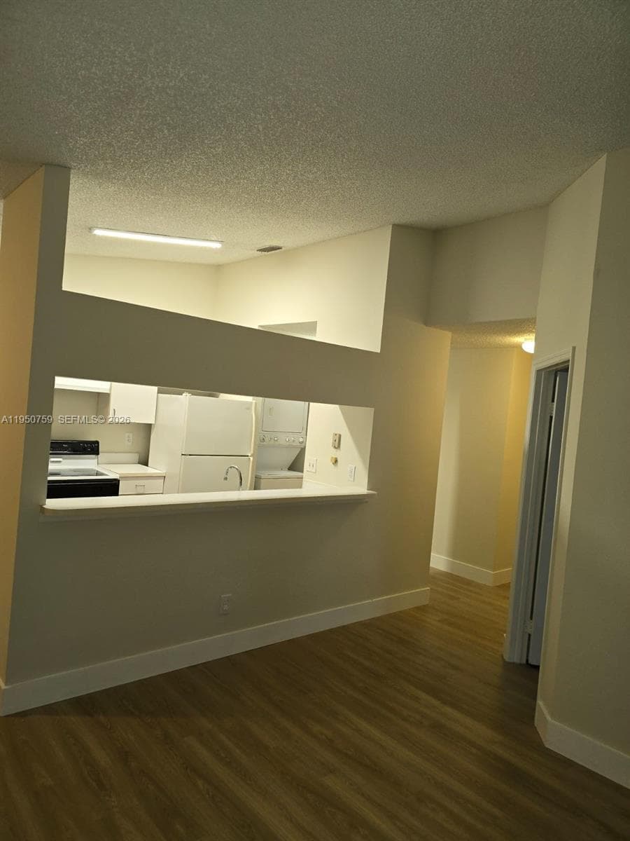 Royal Palm Place, Miami, FL — 11