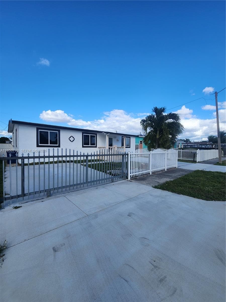 4221 NW 169th Ter, Miami Gardens FL 33055 — 2