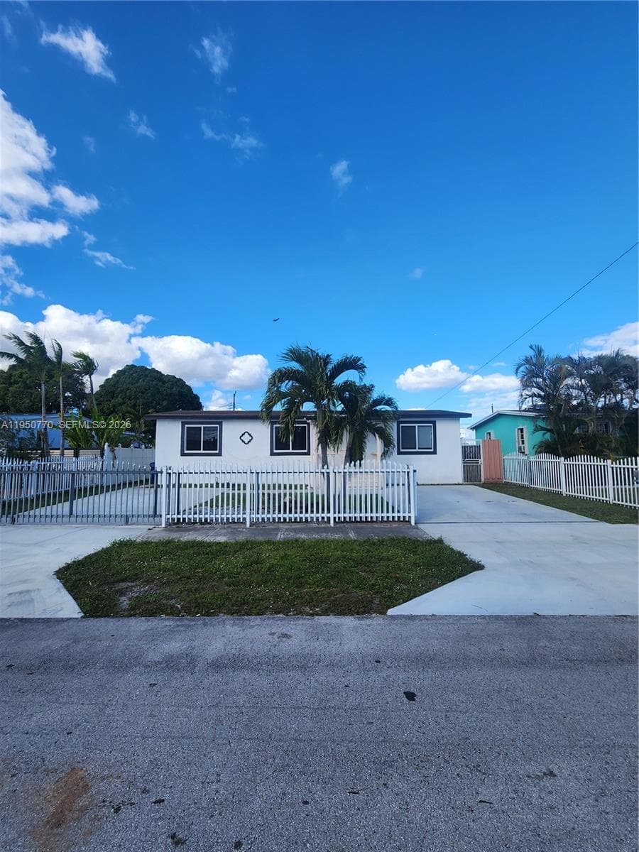 4221 NW 169th Ter, Miami Gardens FL 33055 — 1