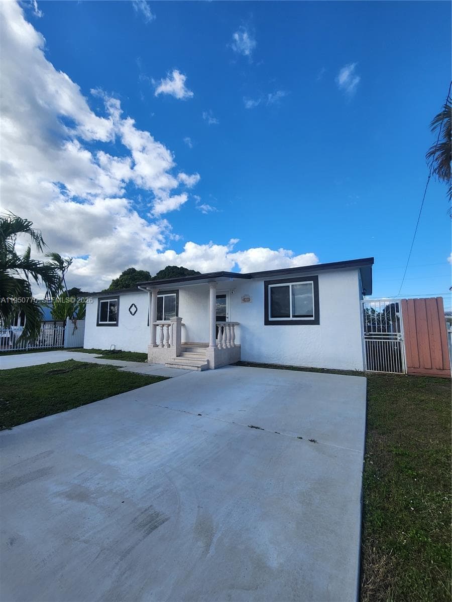 4221 NW 169th Ter, Miami Gardens FL 33055 — 4