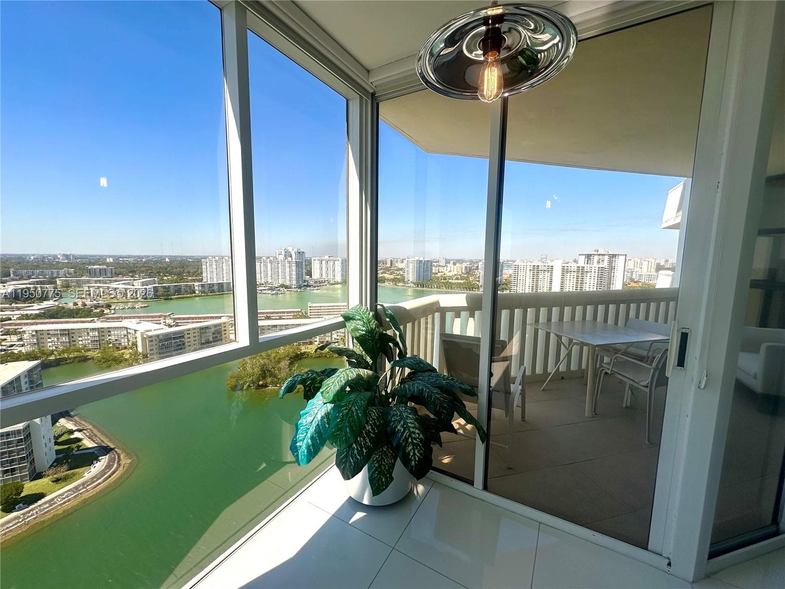 1000 W Island Blvd # 2410, Aventura FL 33160 — 7