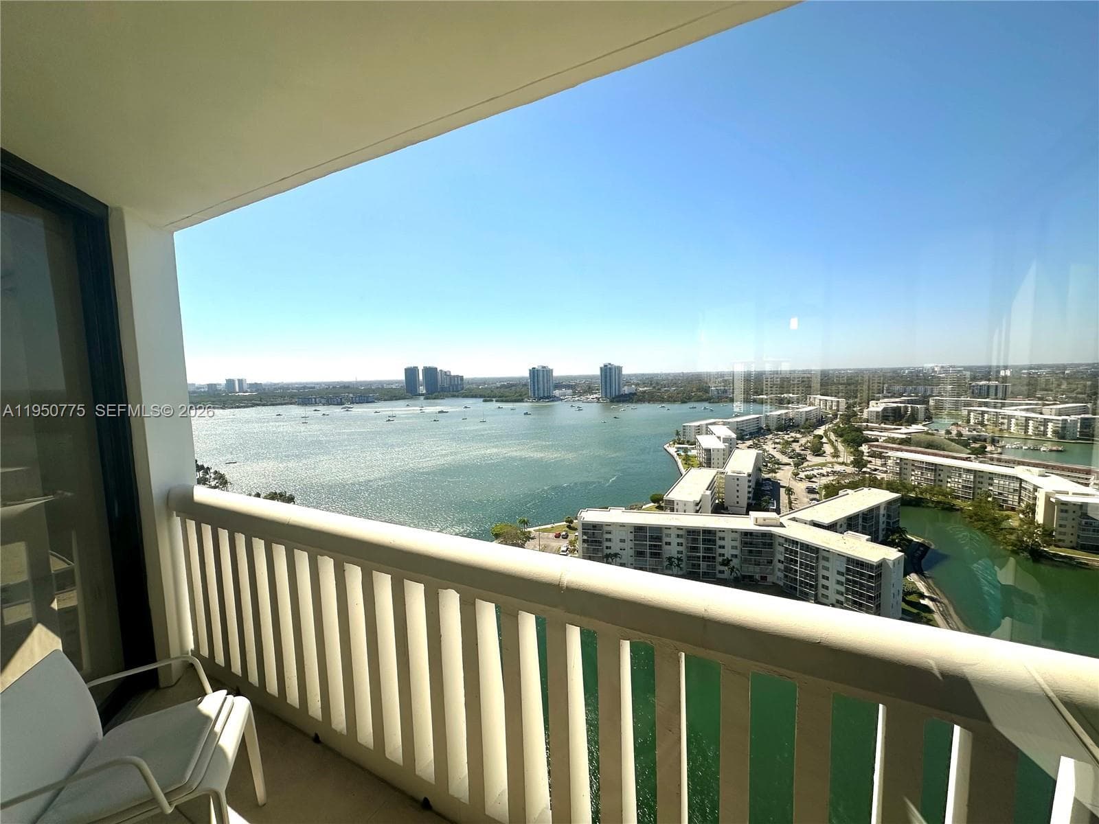 1000 W Island Blvd # 2410, Aventura FL 33160 — 3