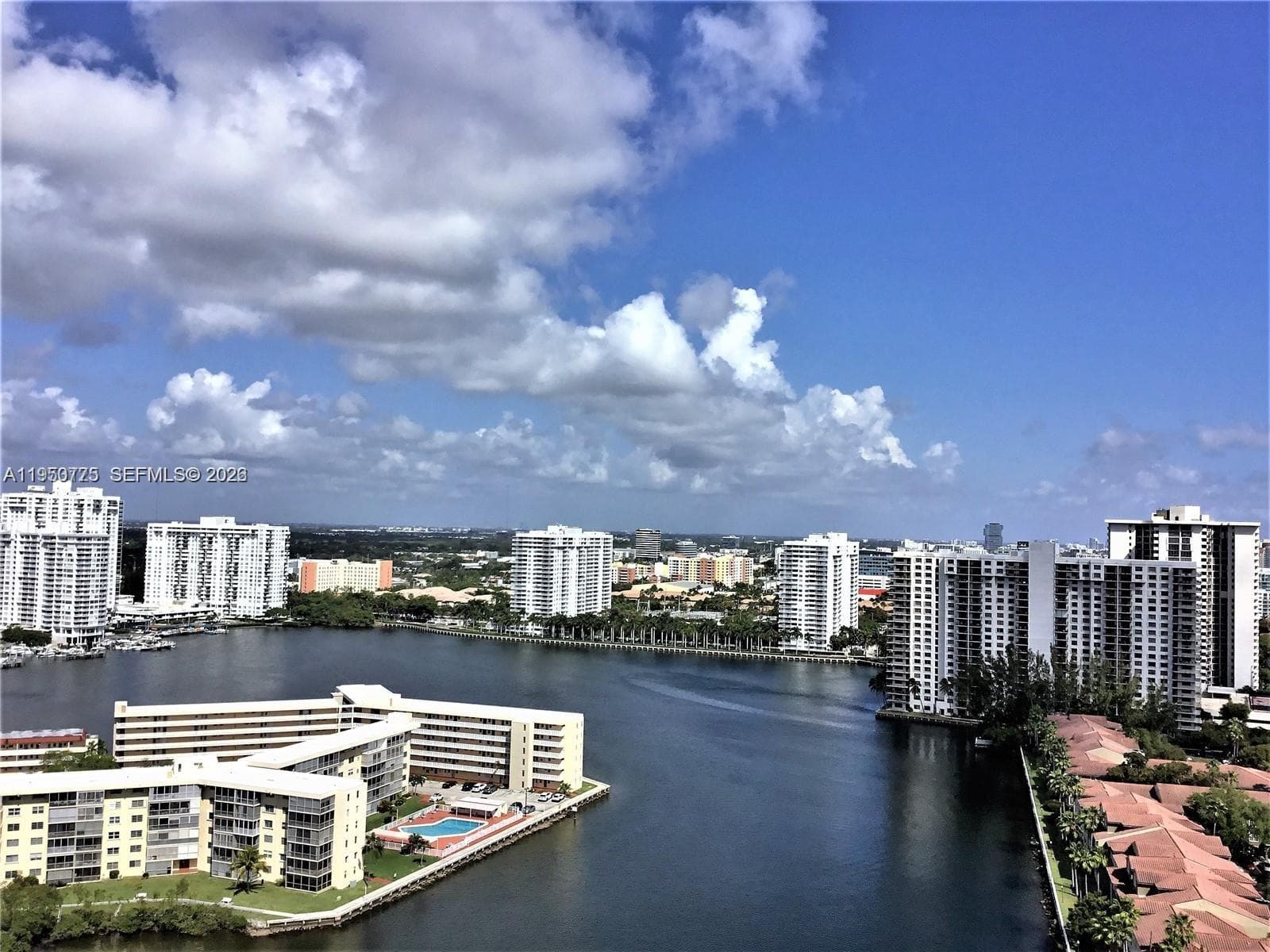 1000 W Island Blvd # 2410, Aventura FL 33160 — 29