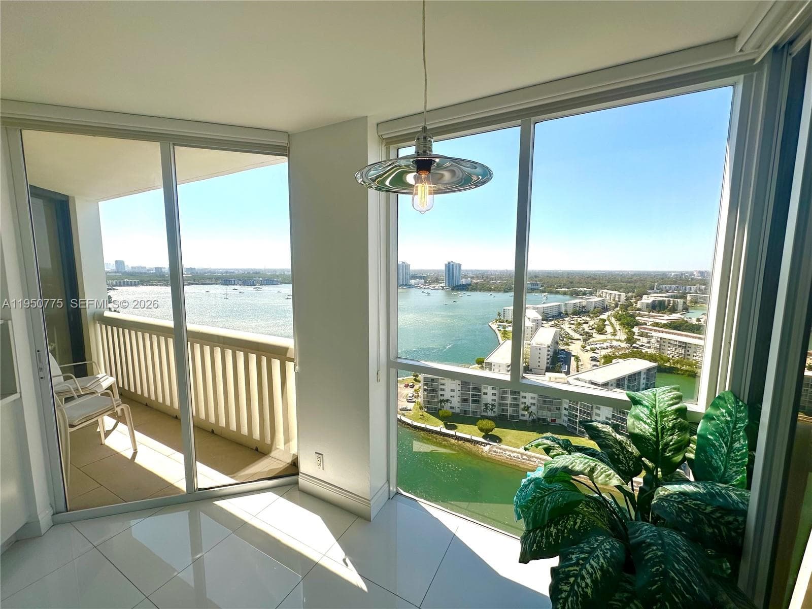 1000 W Island Blvd # 2410, Aventura FL 33160 — 4