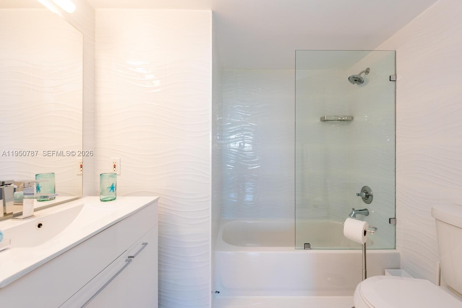 19801 E Country Club Dr # 4501, Aventura FL 33180 — 33