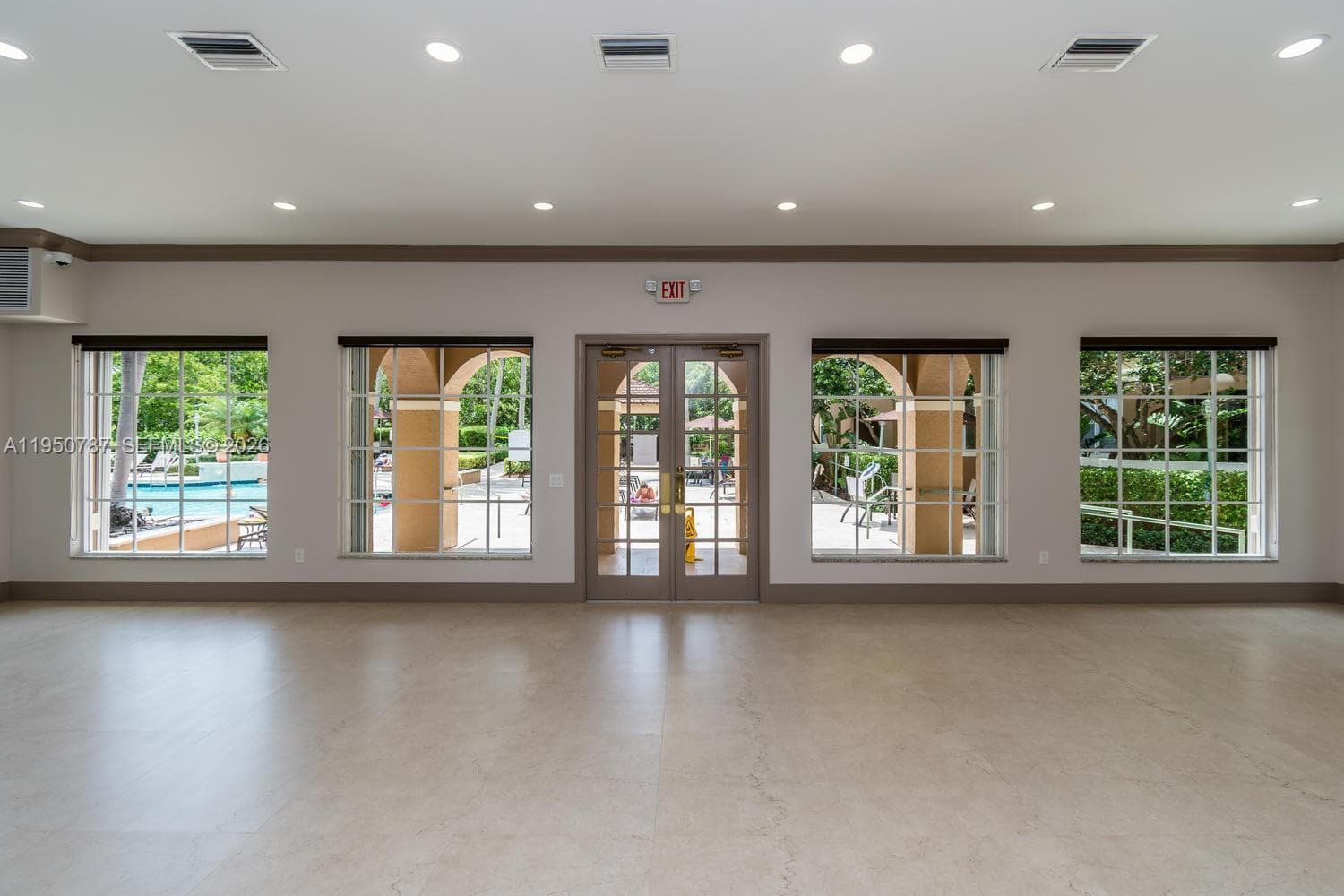 19801 E Country Club Dr # 4501, Aventura FL 33180 — 45