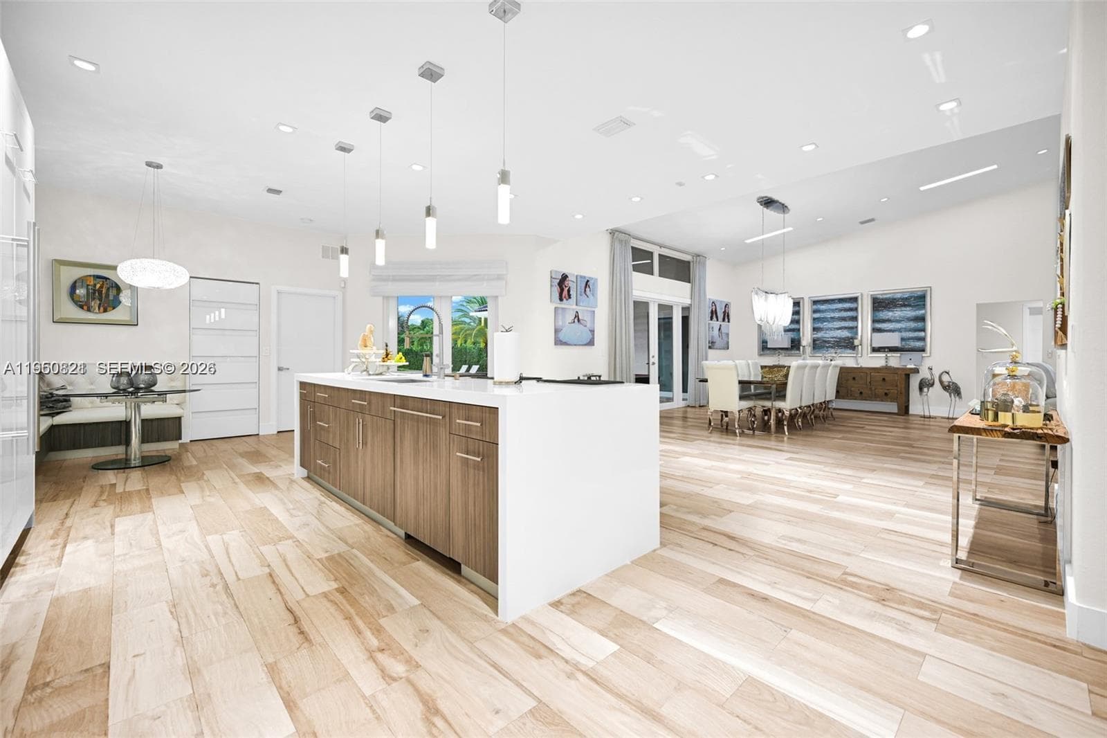 433 NW 127th Ave, Miami FL 33182 — 63