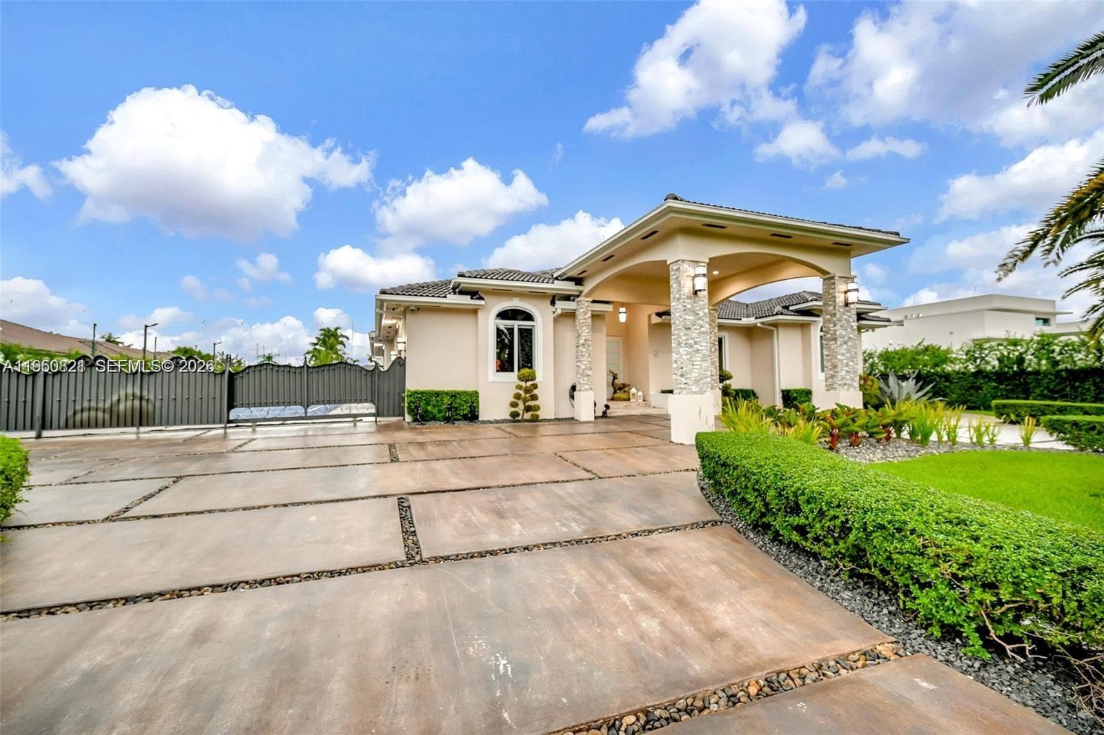 433 NW 127th Ave, Miami FL 33182 — 19