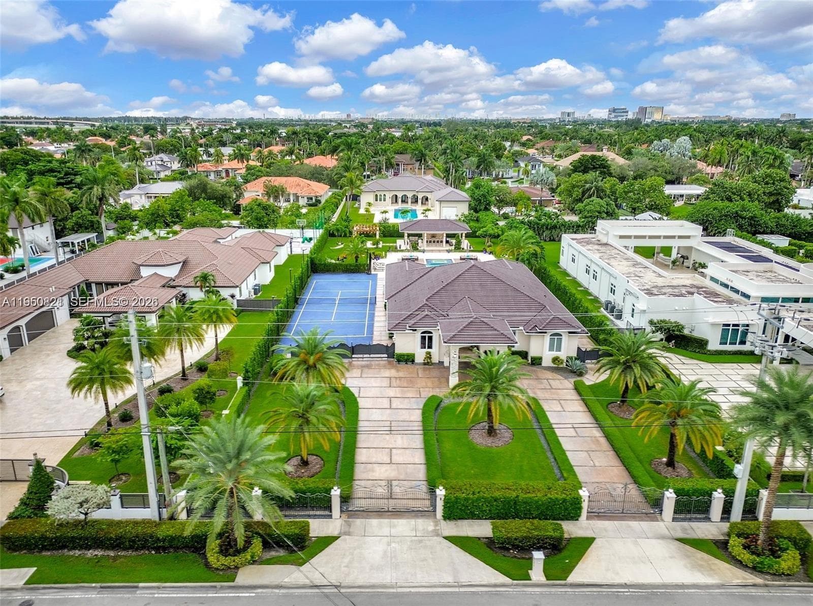 433 NW 127th Ave, Miami FL 33182 — 8
