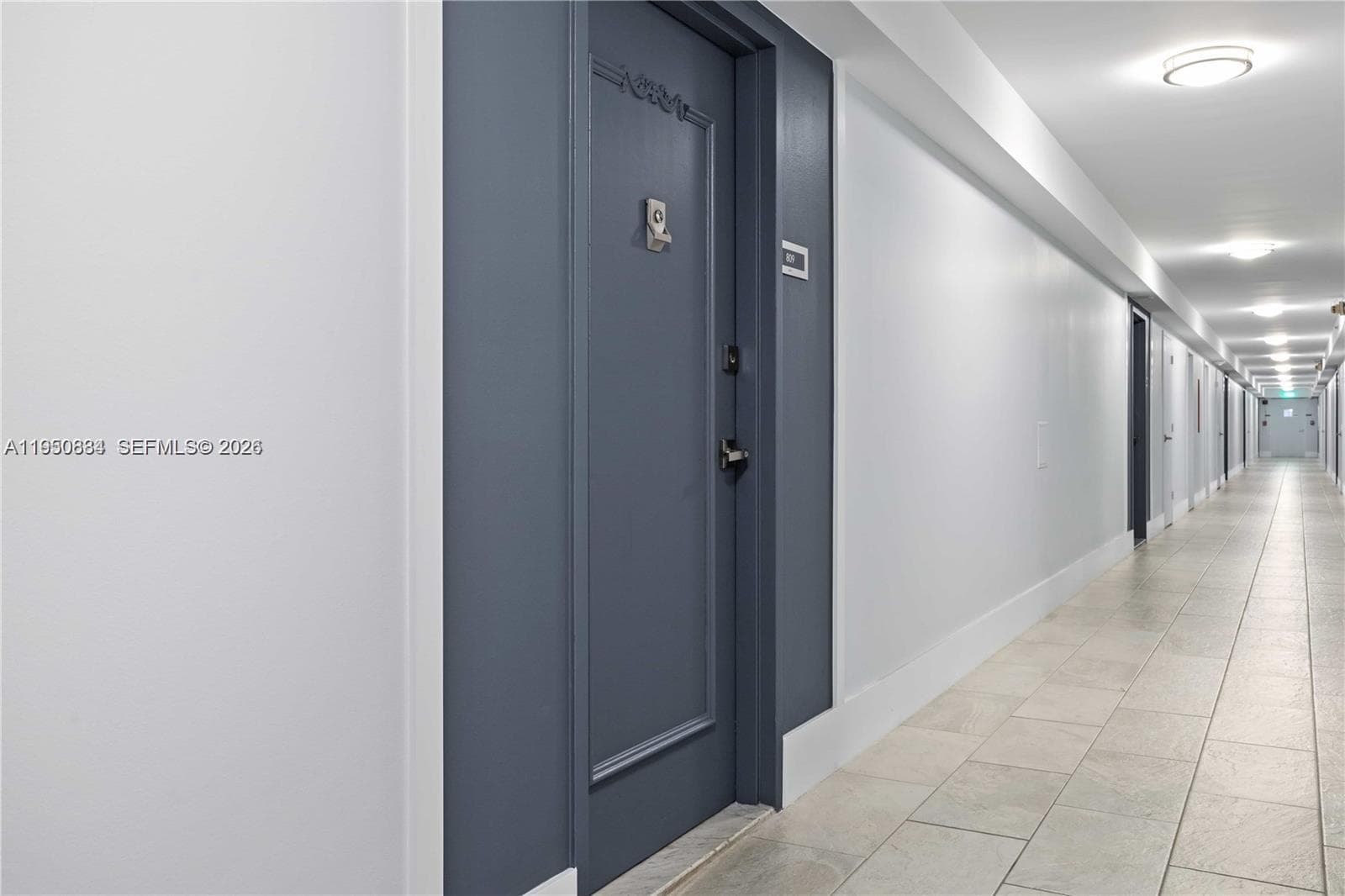 6039 Collins Ave # 809, Miami Beach FL 33140 — 14