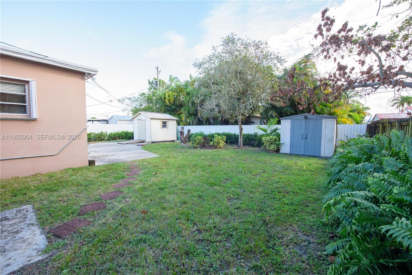 5431 W 2nd Ave, Hialeah FL 33012 — 16