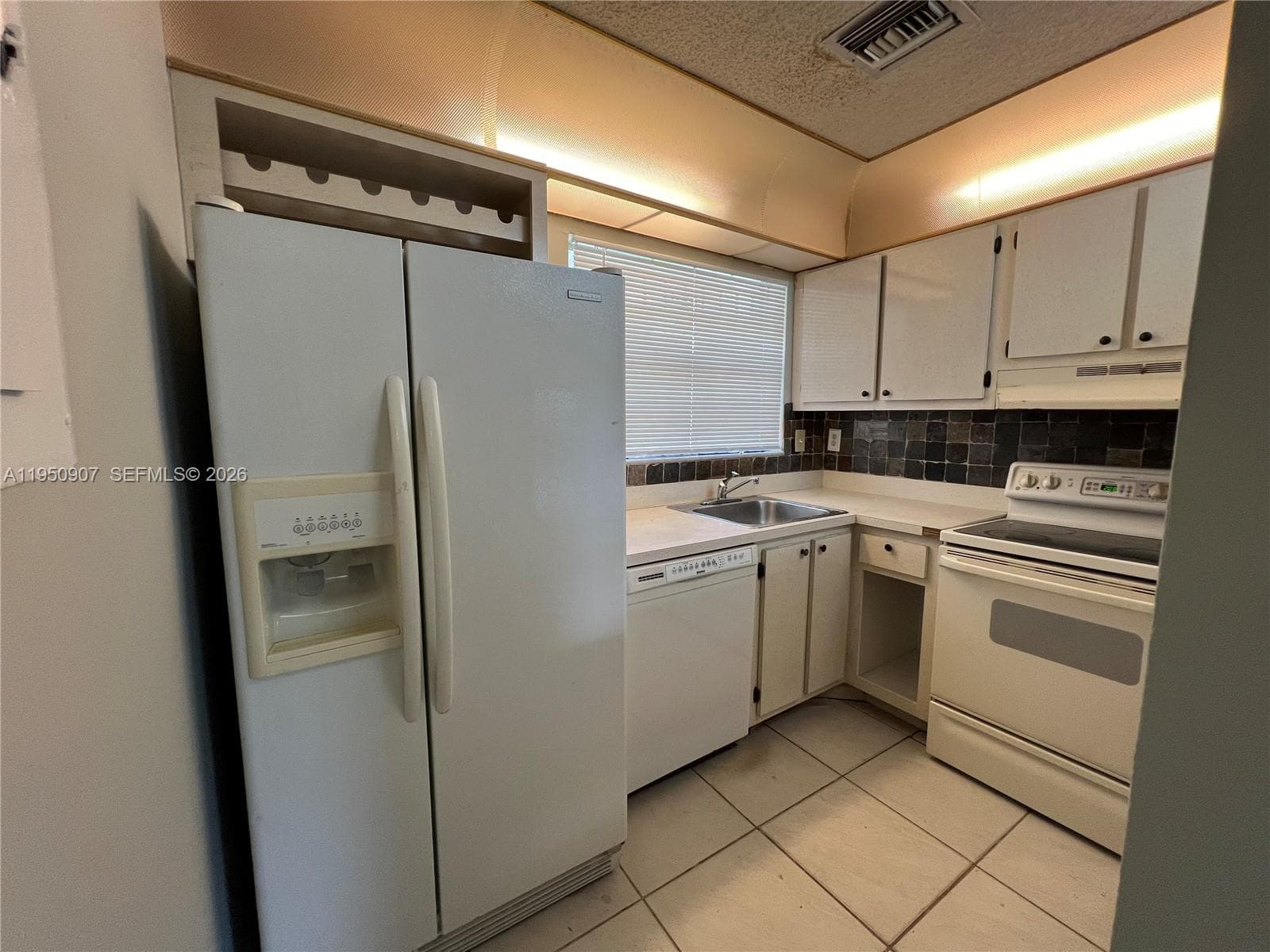 809 NE 214th Ln # 2, Miami FL 33179 — 2