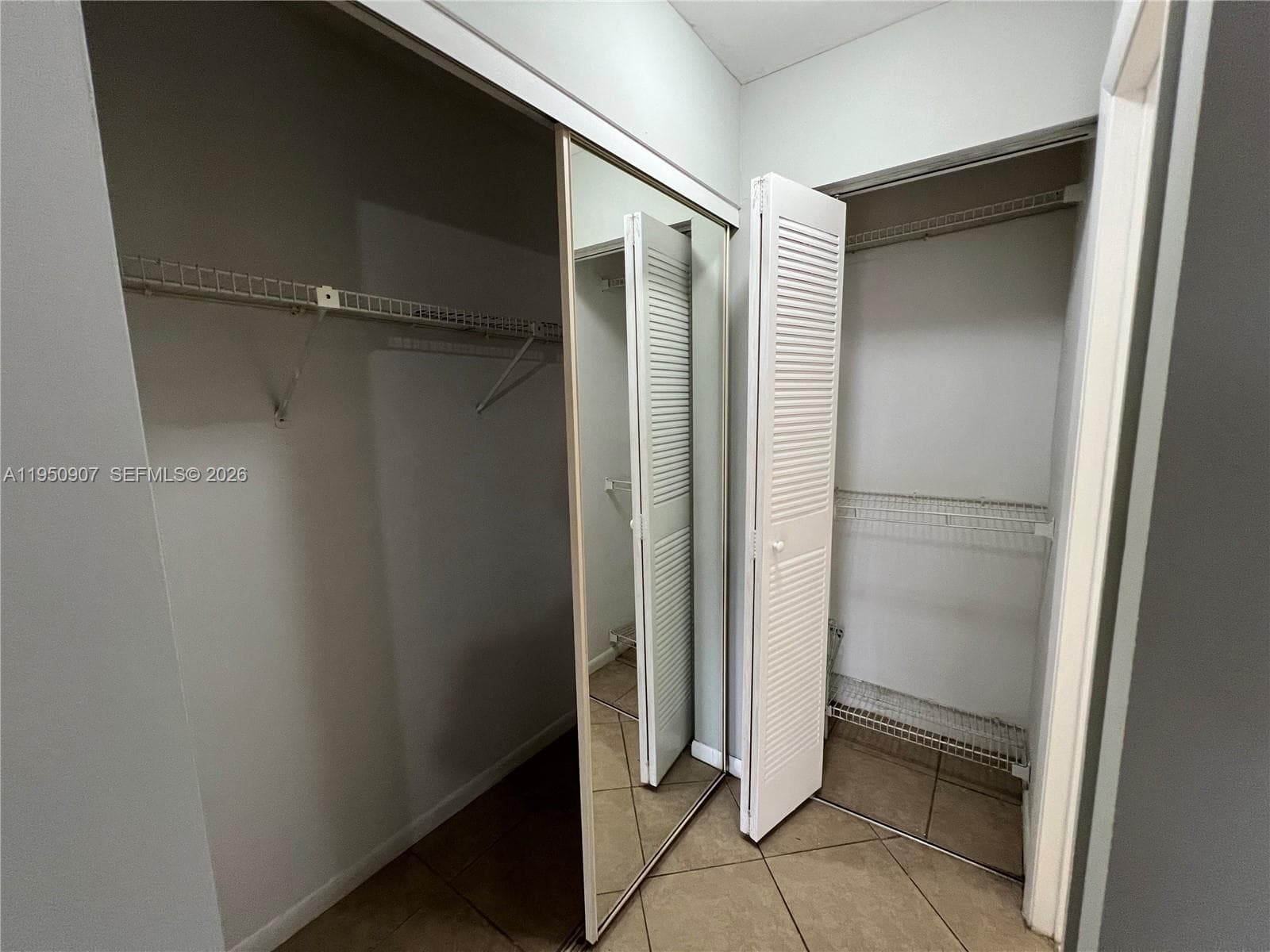 809 NE 214th Ln # 2, Miami FL 33179 — 17