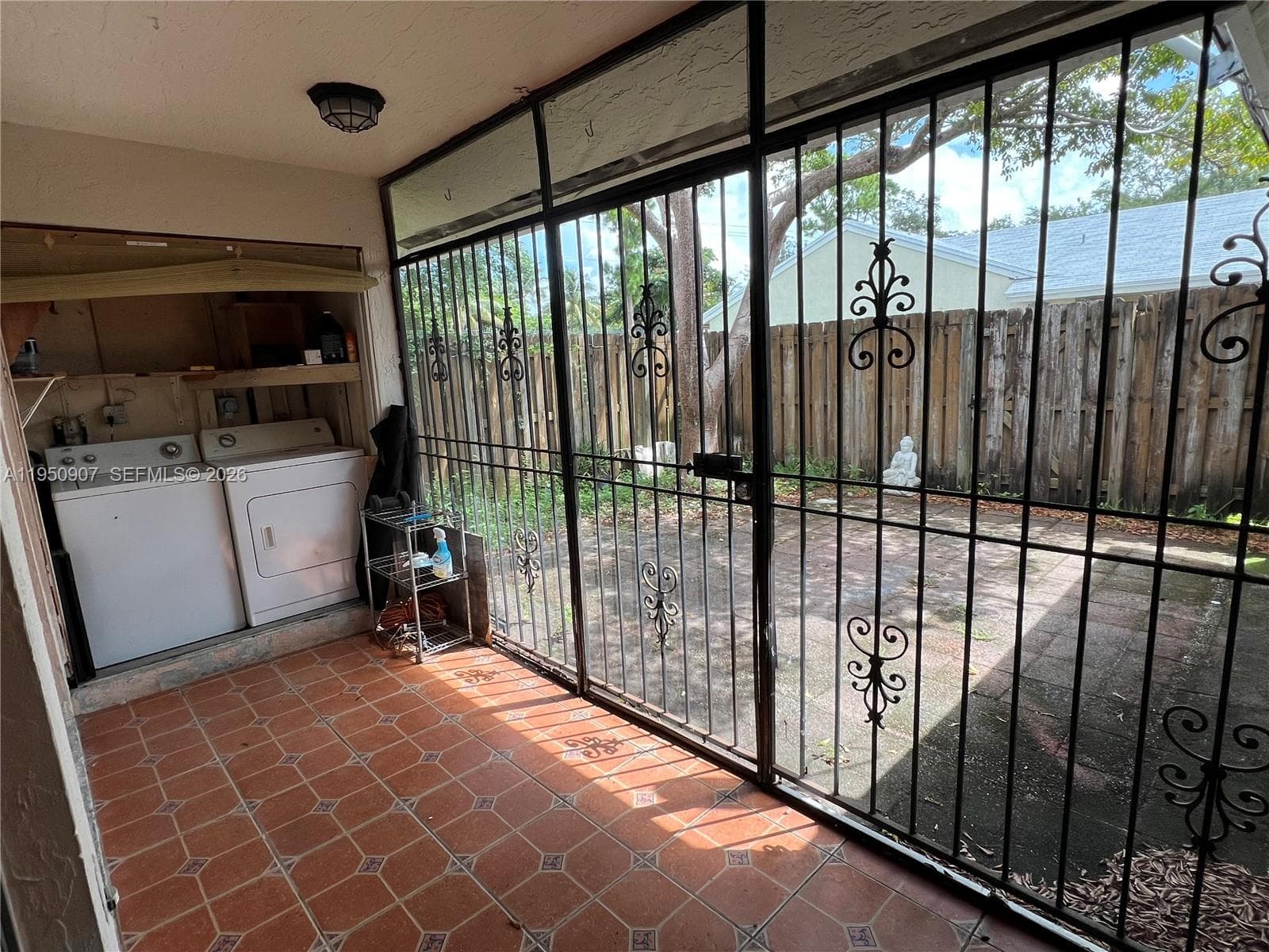 809 NE 214th Ln # 2, Miami FL 33179 — 7