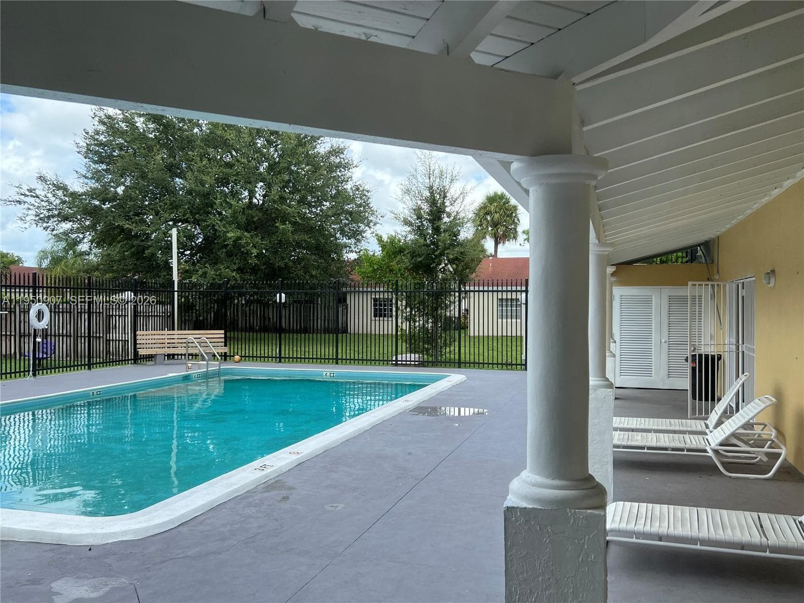809 NE 214th Ln # 2, Miami FL 33179 — 19