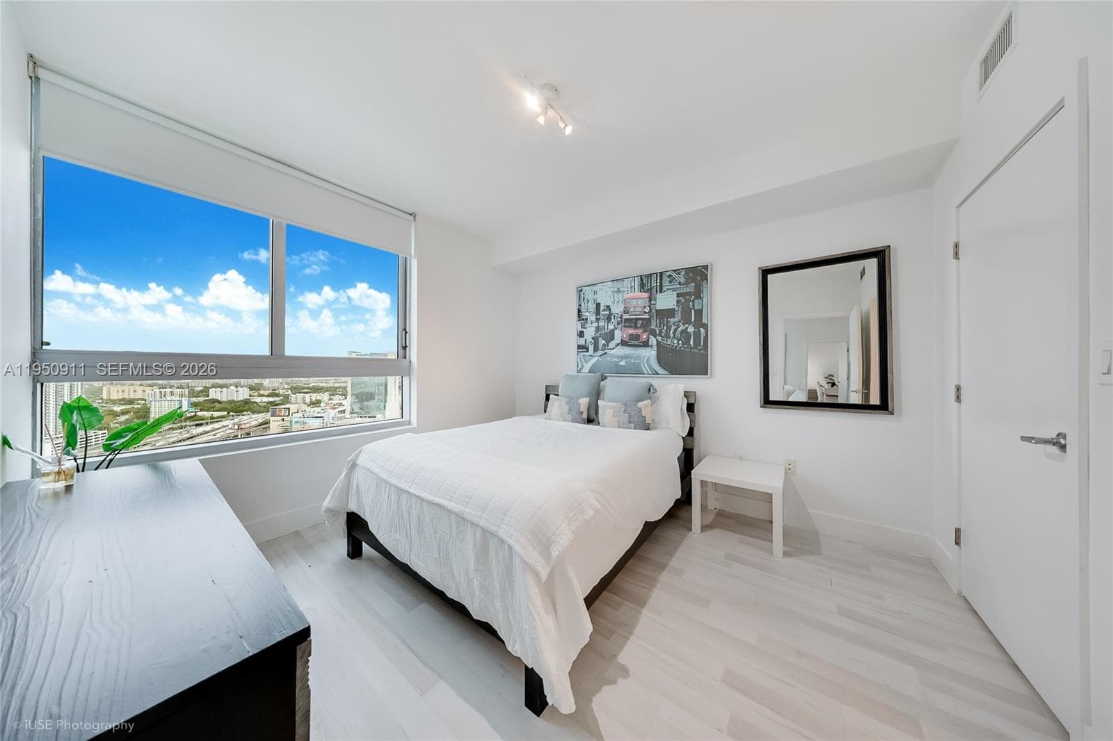 90 SW 3rd St # 3109, Miami FL 33130 — 7