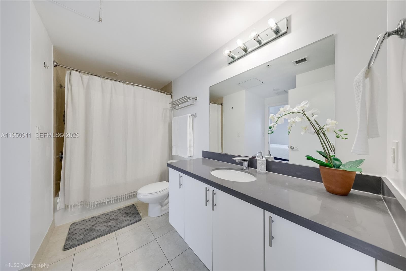 90 SW 3rd St # 3109, Miami FL 33130 — 9