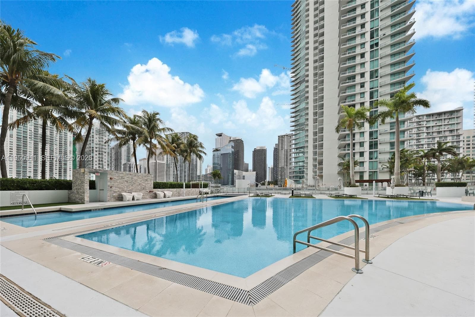 90 SW 3rd St # 3109, Miami FL 33130 — 14