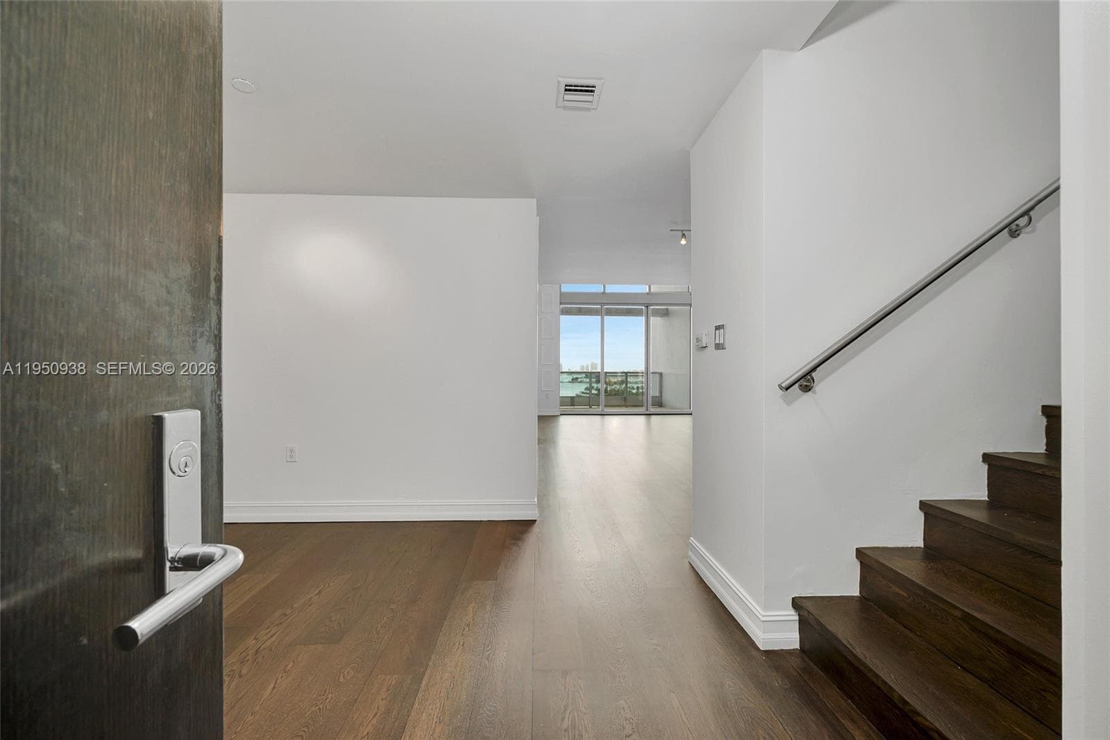 900 BISCAYNE BLVD # 909, Miami FL 33132 — 6