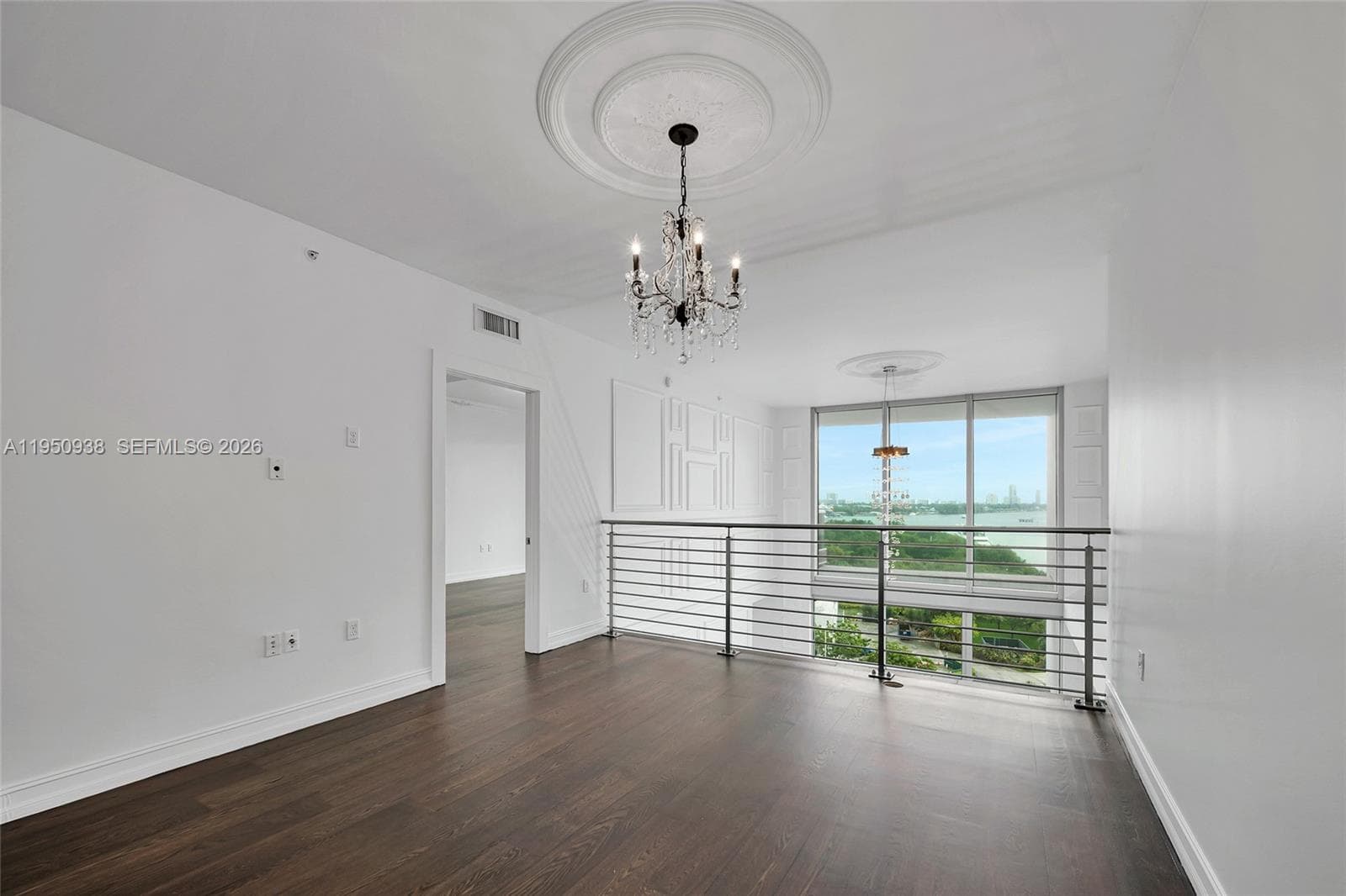 900 BISCAYNE BLVD # 909, Miami FL 33132 — 26