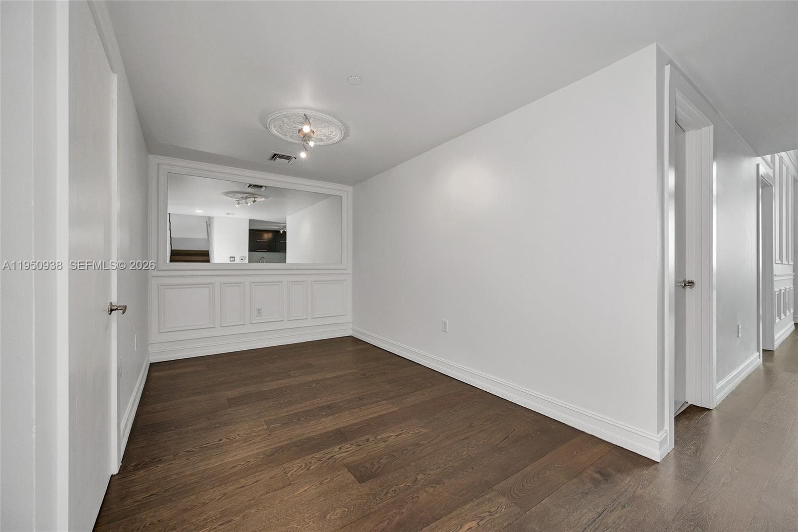 900 BISCAYNE BLVD # 909, Miami FL 33132 — 7