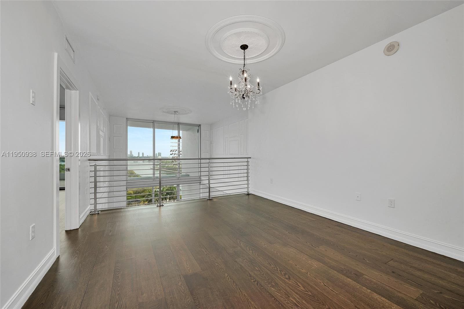 900 BISCAYNE BLVD # 909, Miami FL 33132 — 30