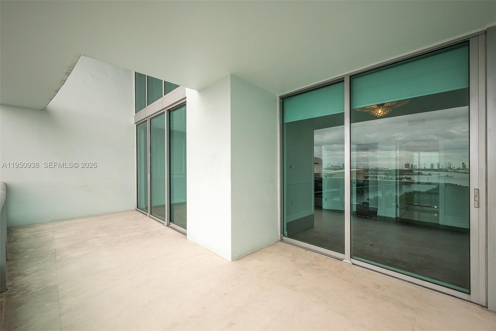 900 BISCAYNE BLVD # 909, Miami FL 33132 — 18