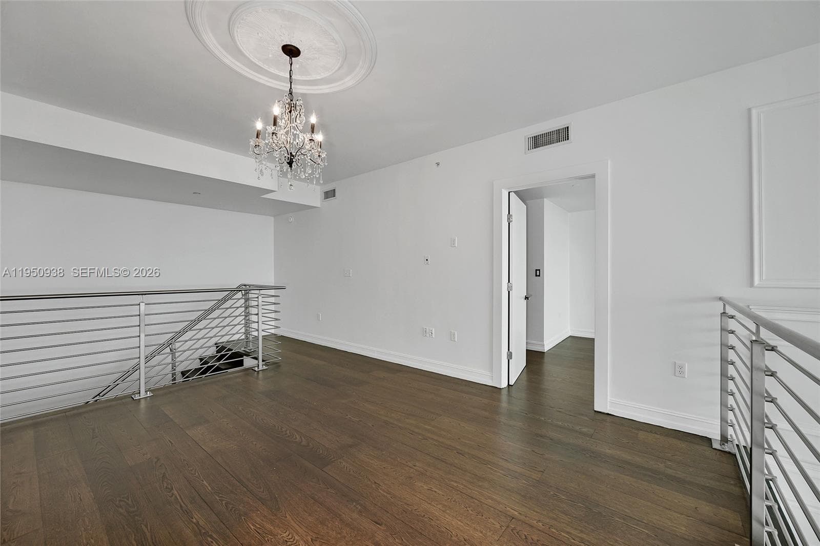 900 BISCAYNE BLVD # 909, Miami FL 33132 — 29