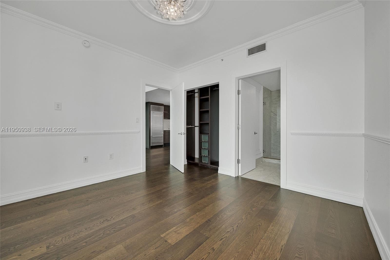 900 BISCAYNE BLVD # 909, Miami FL 33132 — 21