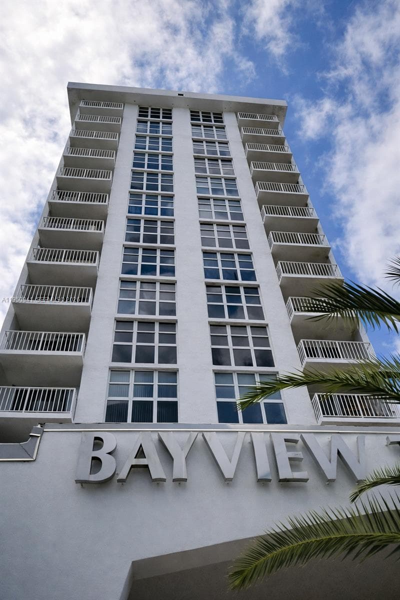 1228 West Ave # 909, Miami Beach FL 33139 — 10