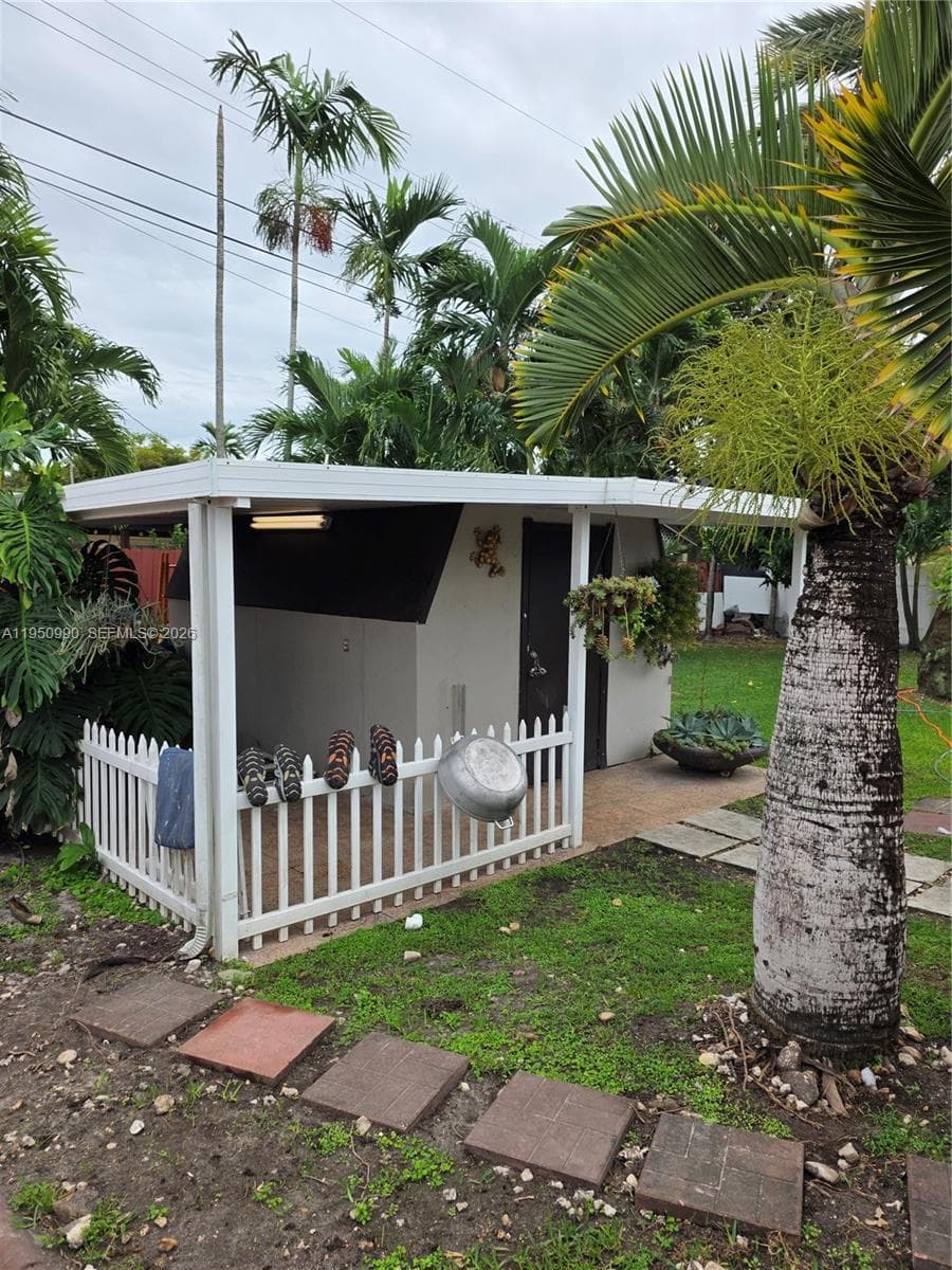 5865 W 13 Avenue, Hialeah FL 33012 — 13