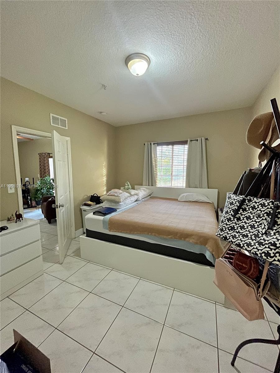 6940 NW 179th St # 7, Hialeah FL 33015 — 10