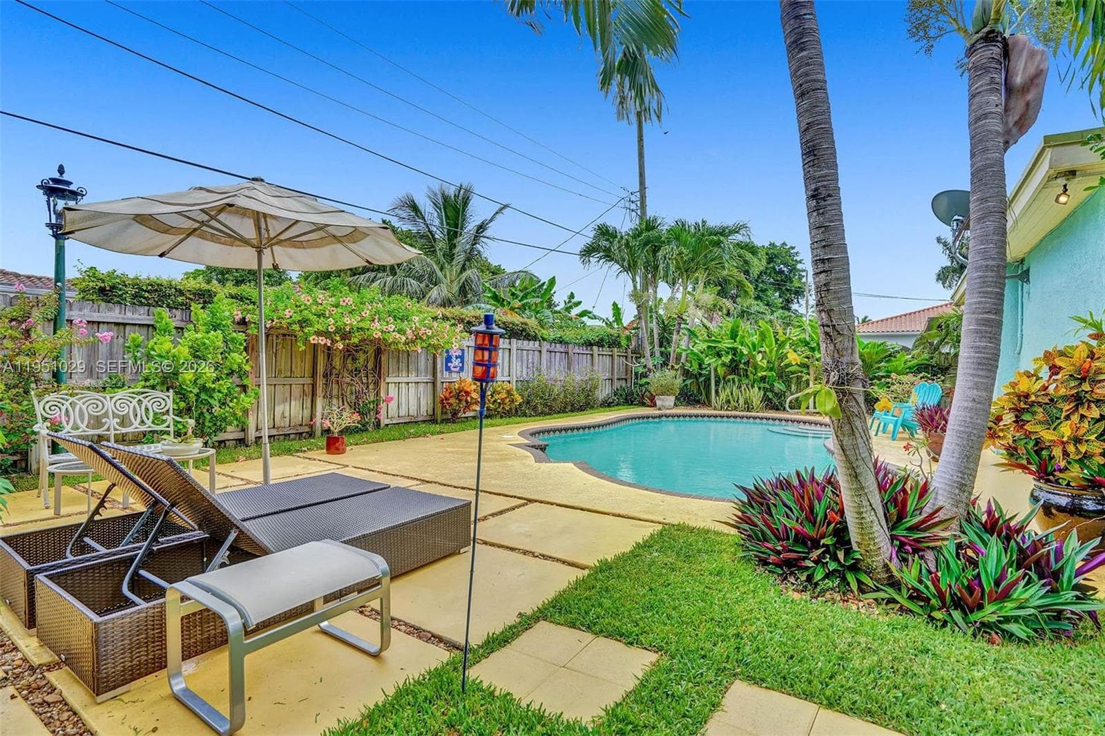 7525 W Treasure Dr, North Bay Village FL 33141 — 43