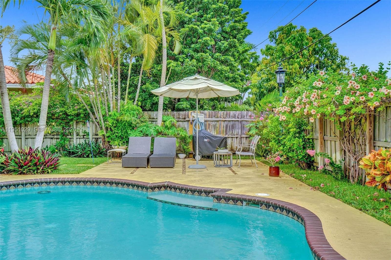 7525 W Treasure Dr, North Bay Village FL 33141 — 36
