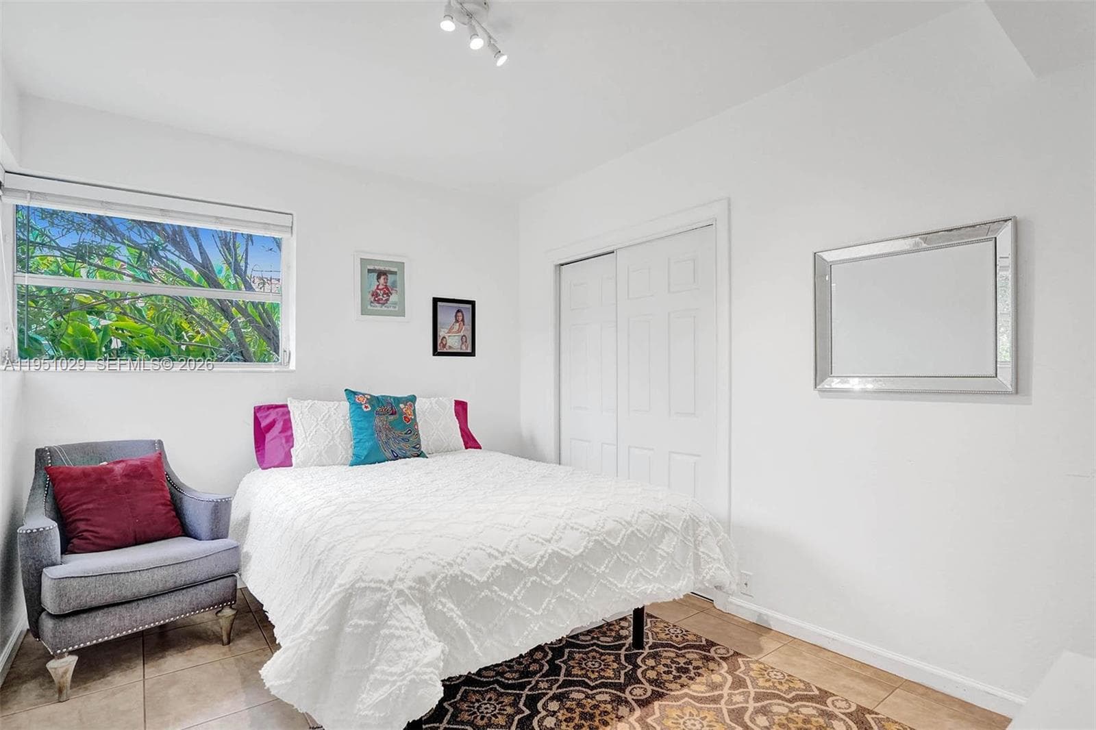 7525 W Treasure Dr, North Bay Village FL 33141 — 28
