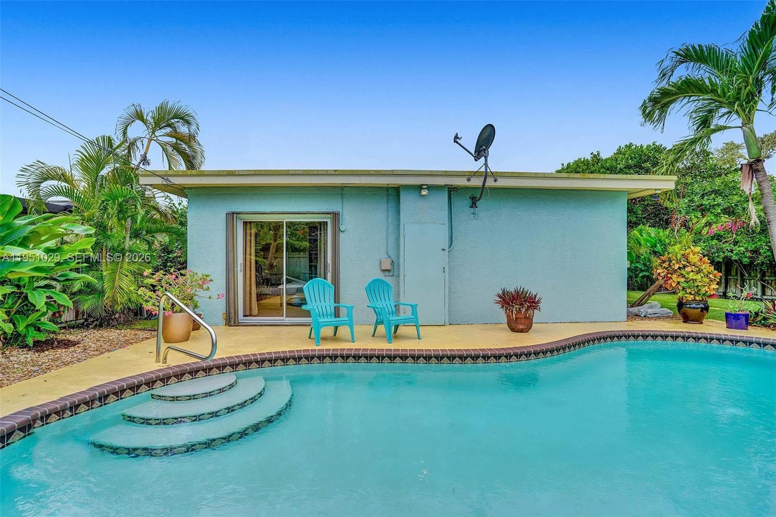 7525 W Treasure Dr, North Bay Village FL 33141 — 38