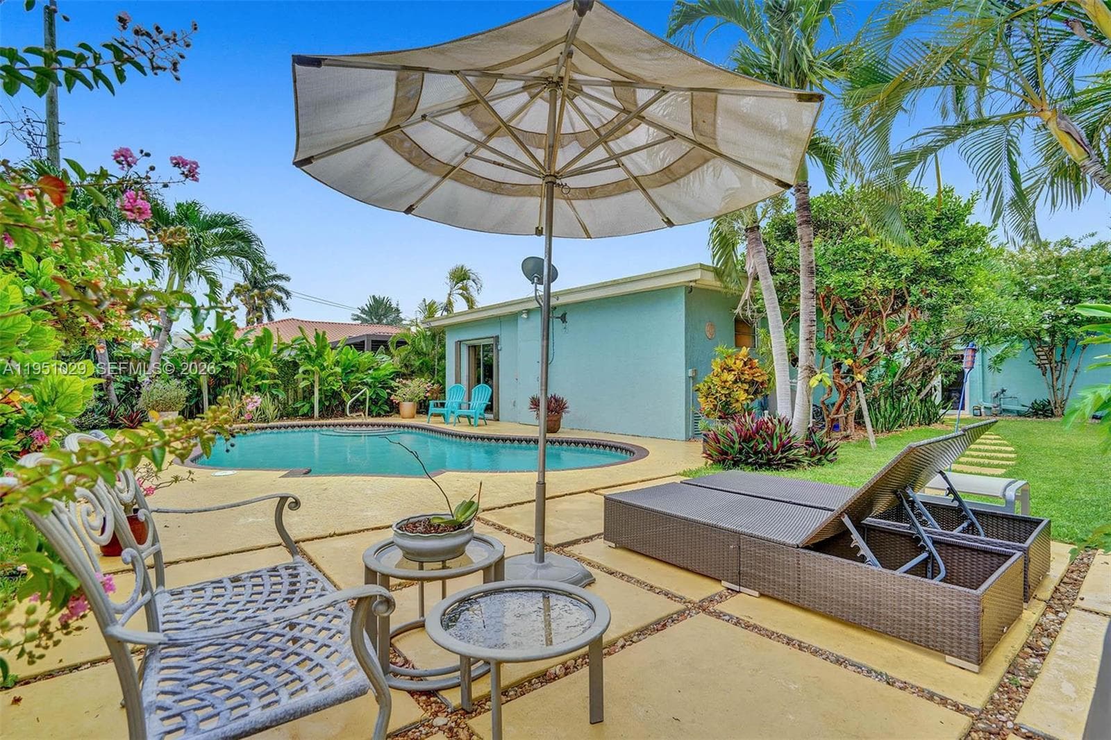7525 W Treasure Dr, North Bay Village FL 33141 — 41