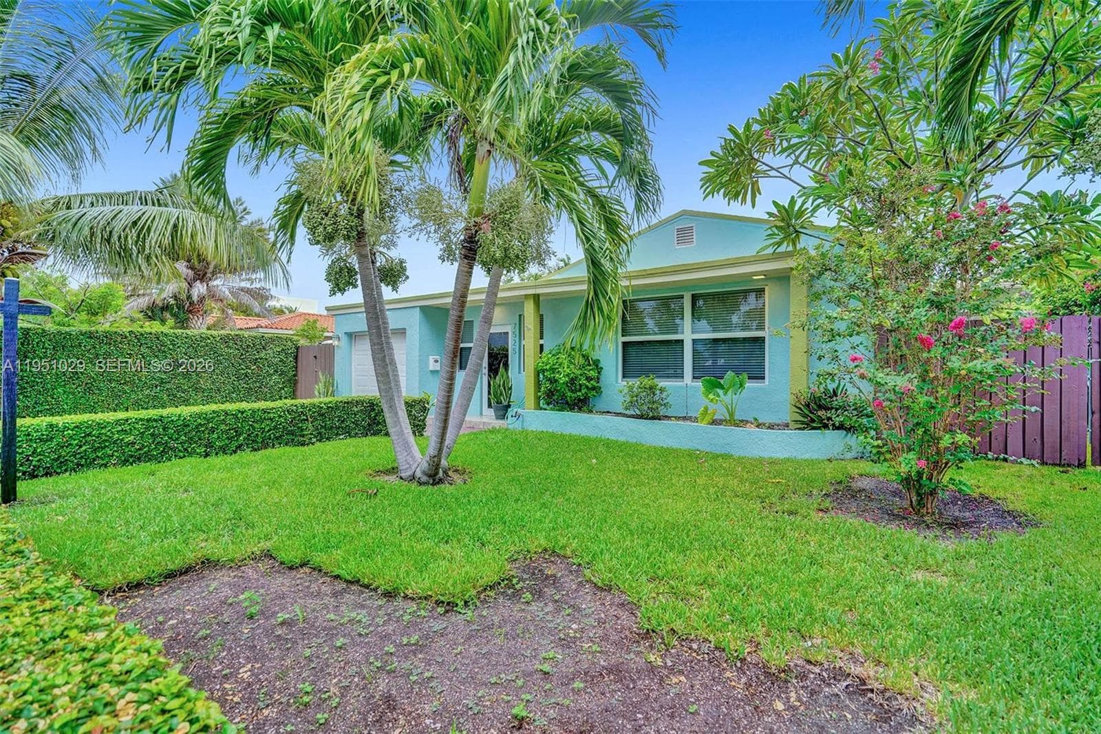 7525 W Treasure Dr, North Bay Village FL 33141 — 51