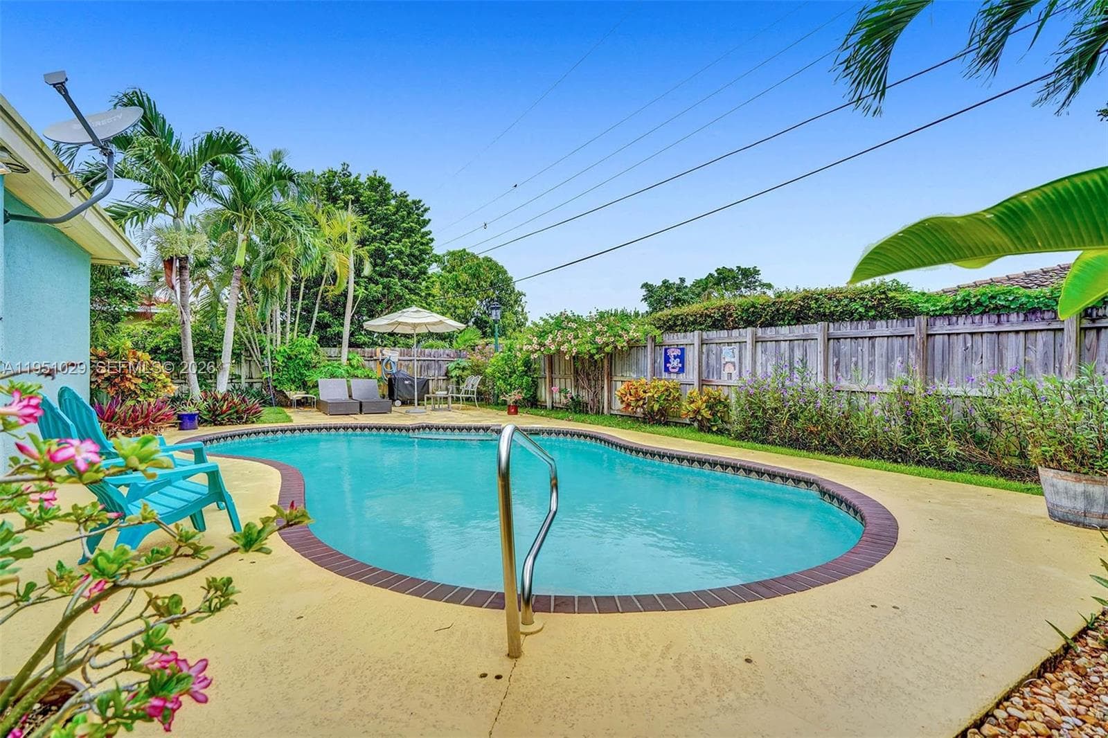7525 W Treasure Dr, North Bay Village FL 33141 — 35