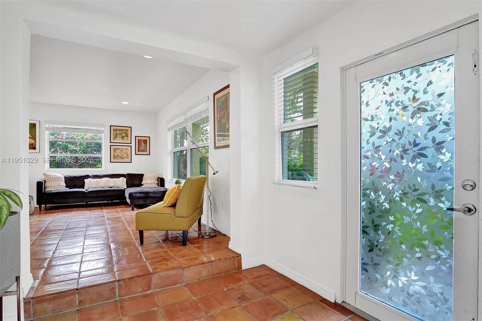 7525 W Treasure Dr, North Bay Village FL 33141 — 4